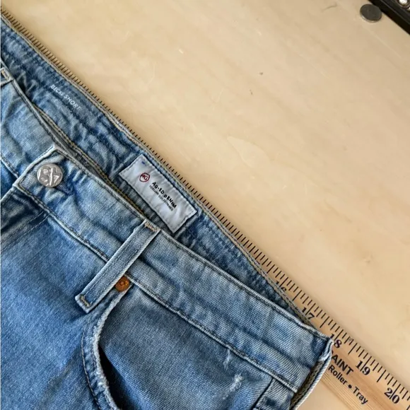 AG BECKE SHORTS - RELAXED SLIM SHORTS - MEDIUM WASH