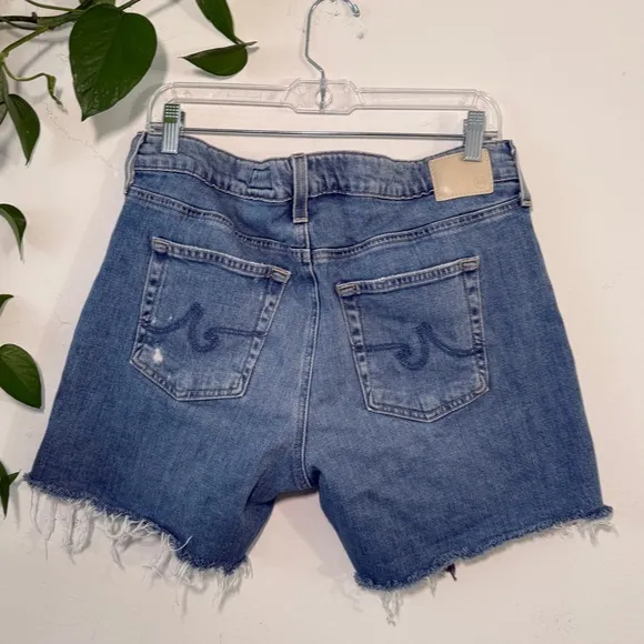 AG BECKE SHORTS - RELAXED SLIM SHORTS - MEDIUM WASH