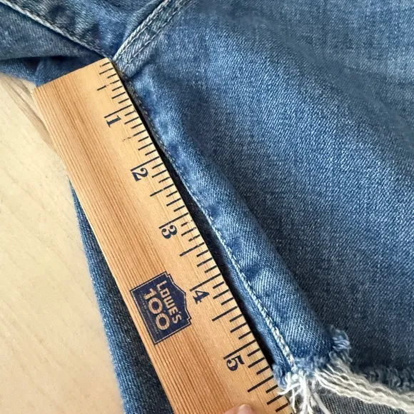 AG BECKE SHORTS - RELAXED SLIM SHORTS - MEDIUM WASH