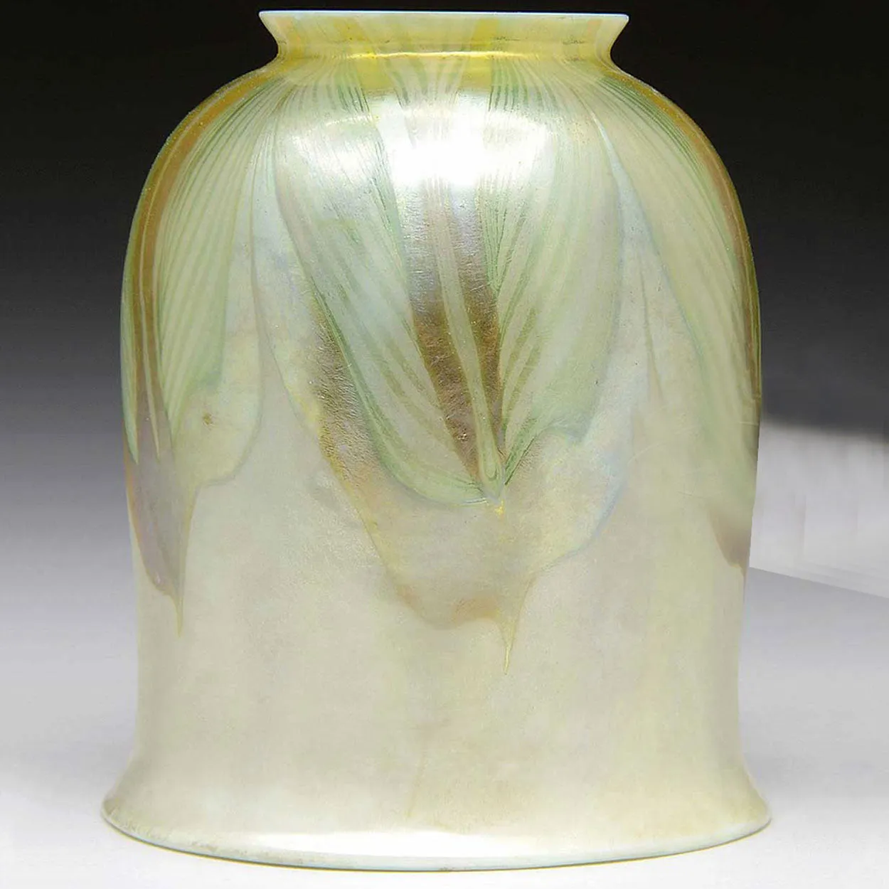 American Tiffany Studios Favrile Glass Iridescent Pulled Feather Lamp Shade