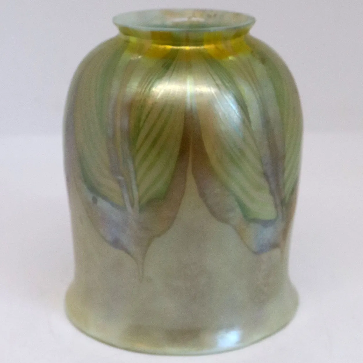 American Tiffany Studios Favrile Glass Iridescent Pulled Feather Lamp Shade