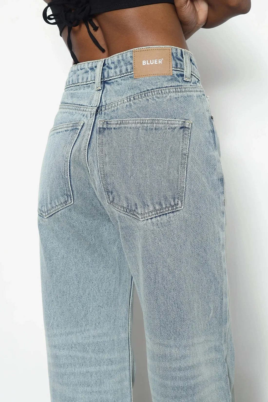 B06 Straight Leg Jeans