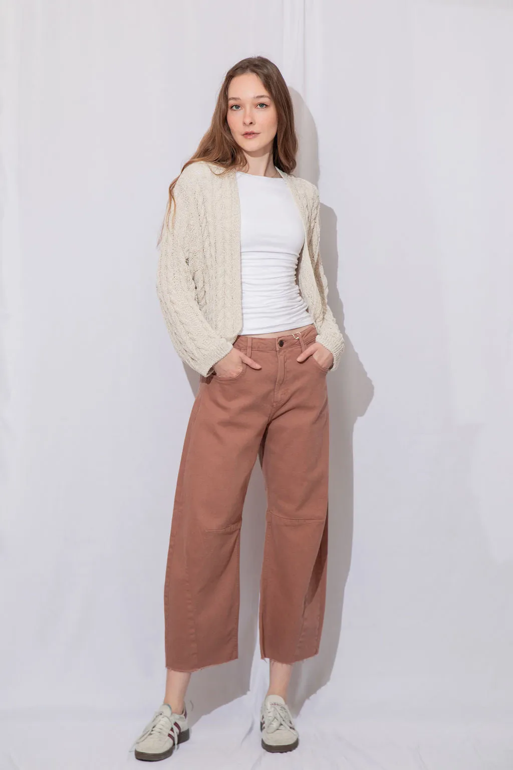 Barrel Jeans with Seams