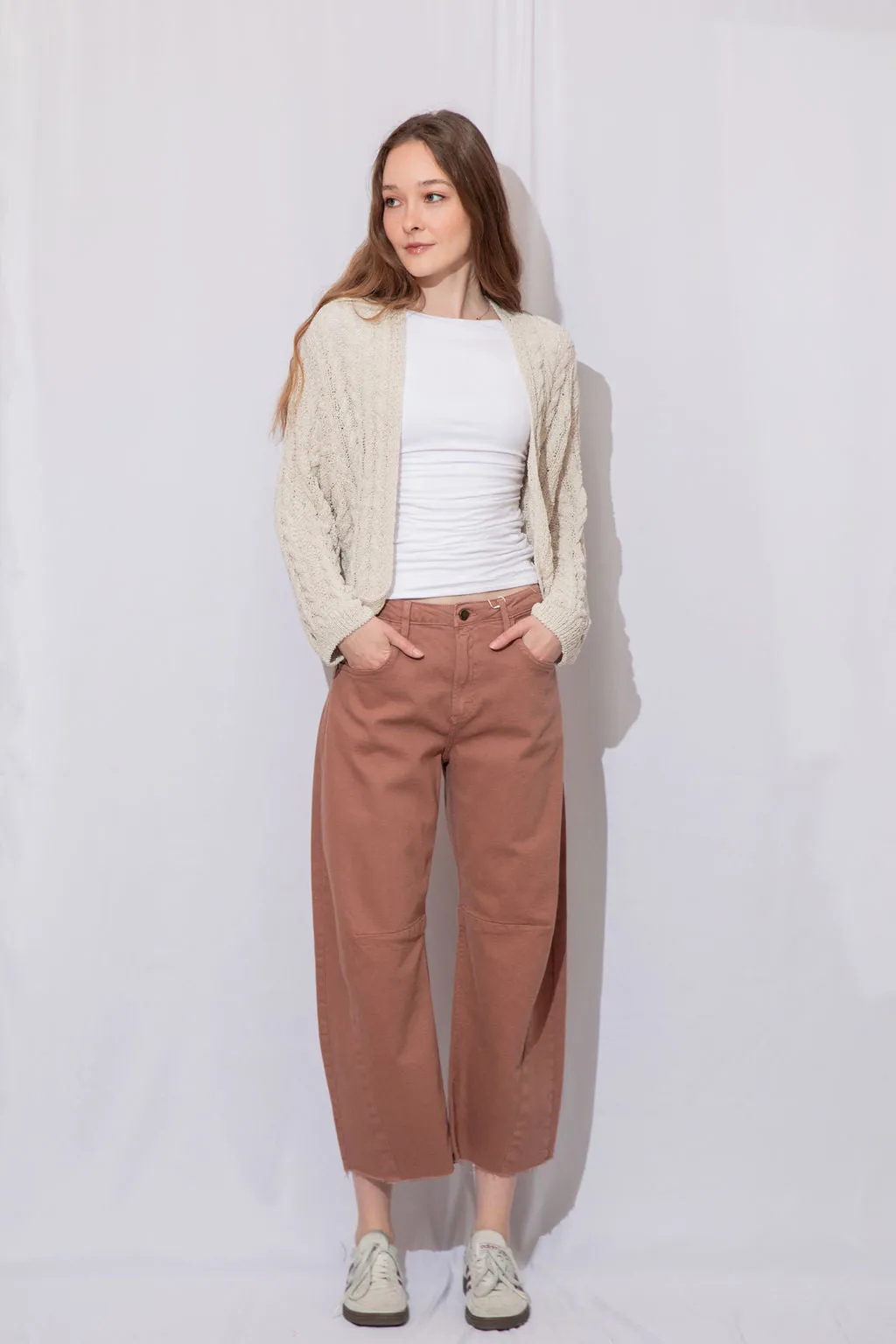 Barrel Jeans with Seams