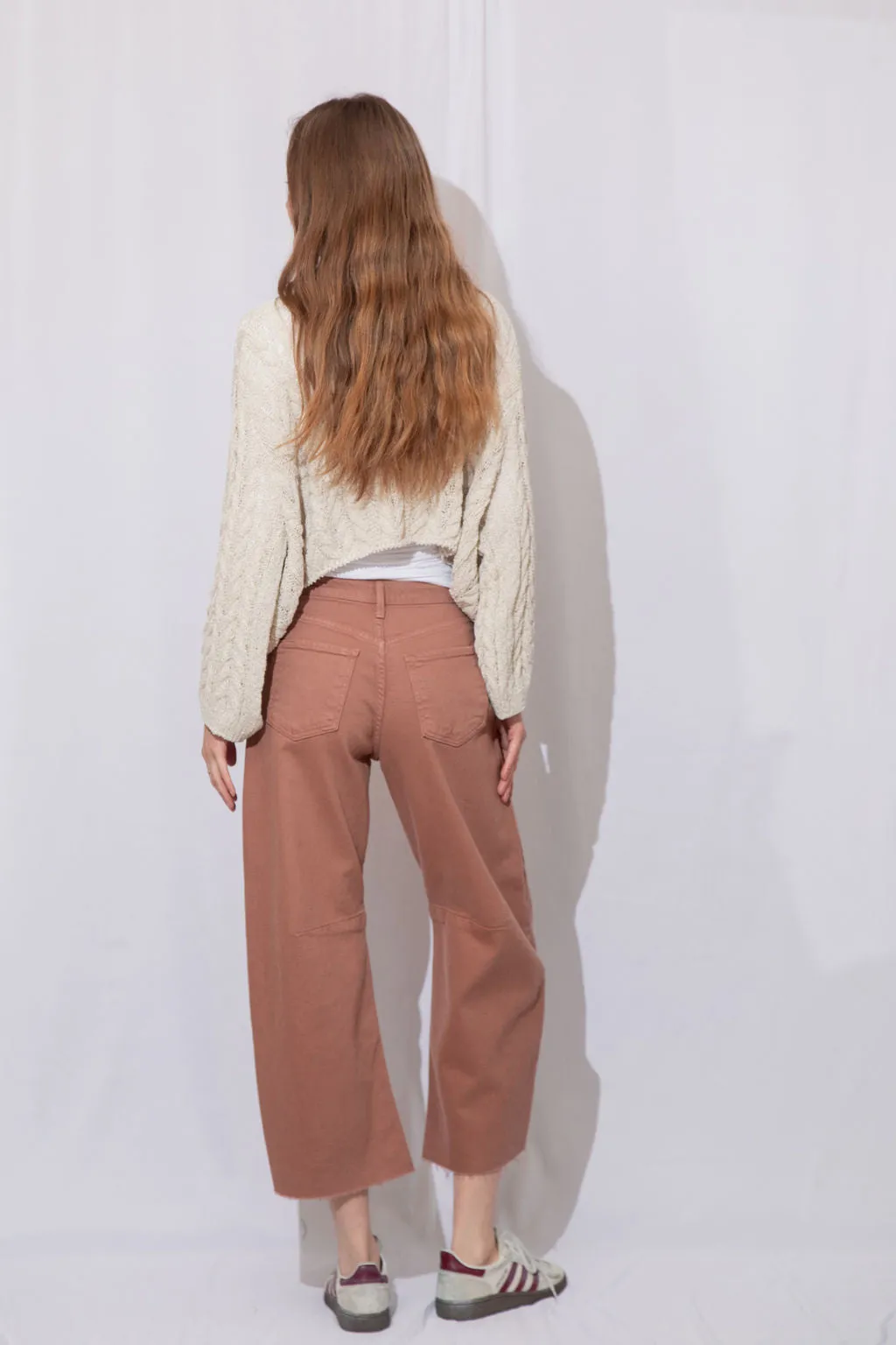 Barrel Jeans with Seams