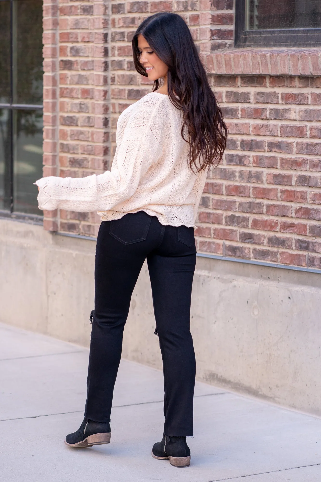 Black High Rise Cropped Straight