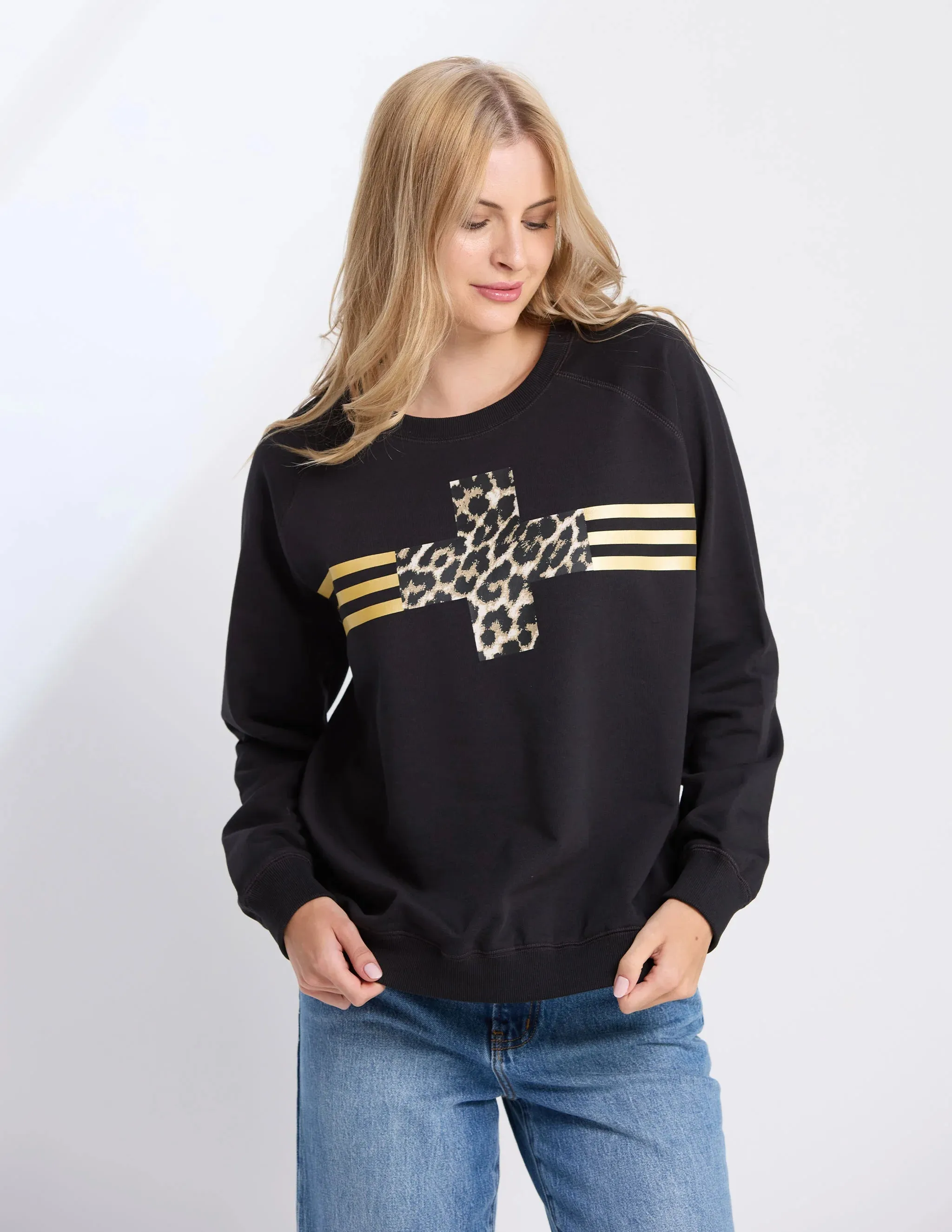 BLACK STAR CROSSED SWEATER