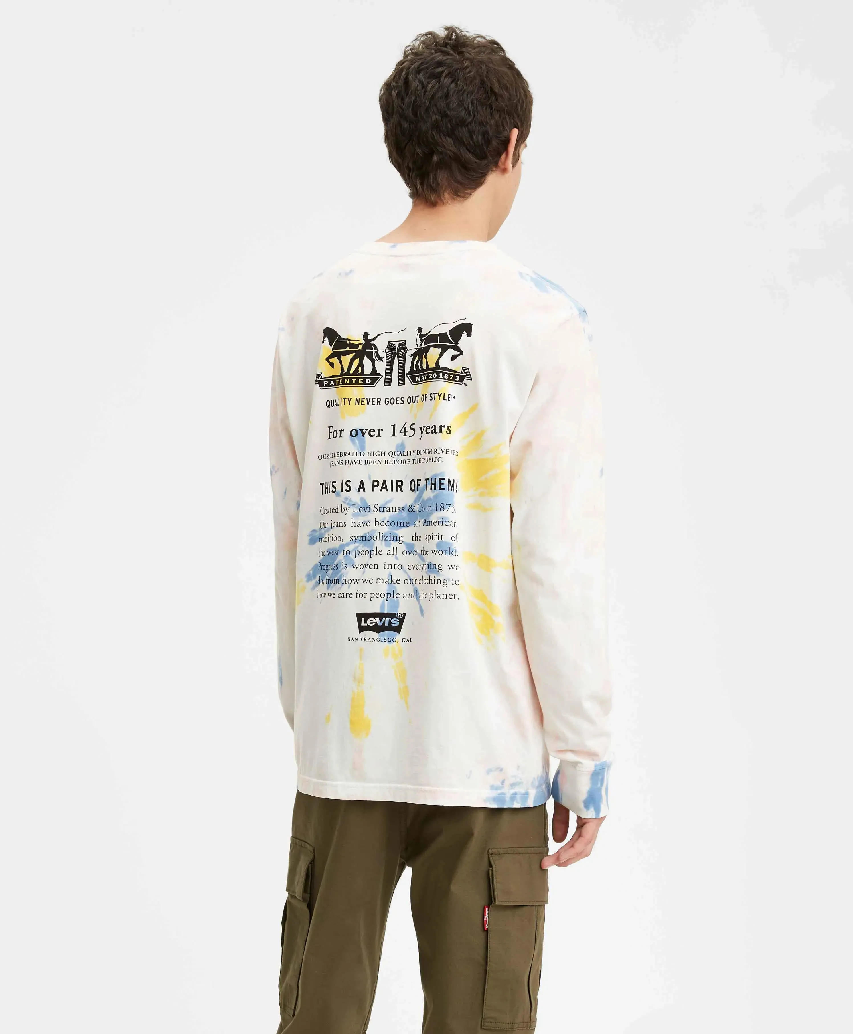 Camiseta LEVI'S® Manga Larga RELAXED GRAPHIC TEE
