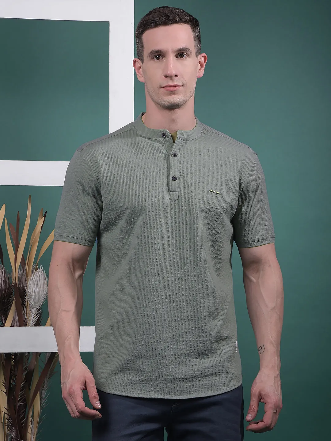 COBB SOLID OLIVE ROUND NECK T-SHIRT