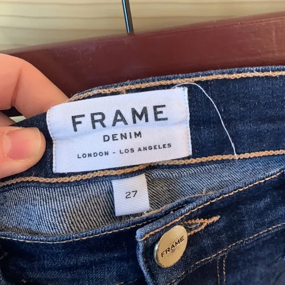 Frame Le Skinny de Jeanne in Queens Way Size 27