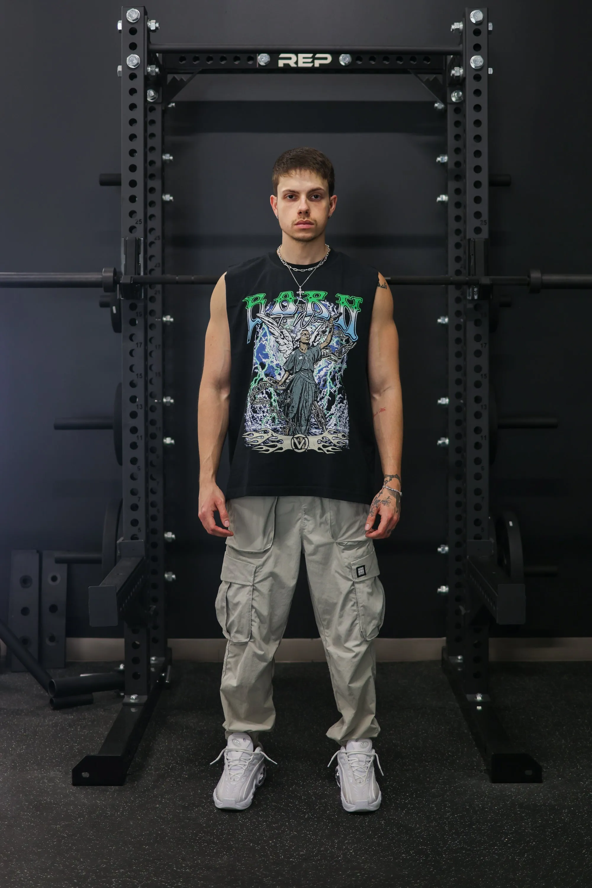 GENESIS RISING CUT-OFF - WASHED BLACK