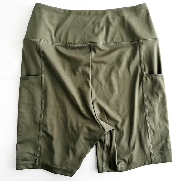 Gymshark M/L Pocket Shorts &amp; Strap Feature Bra