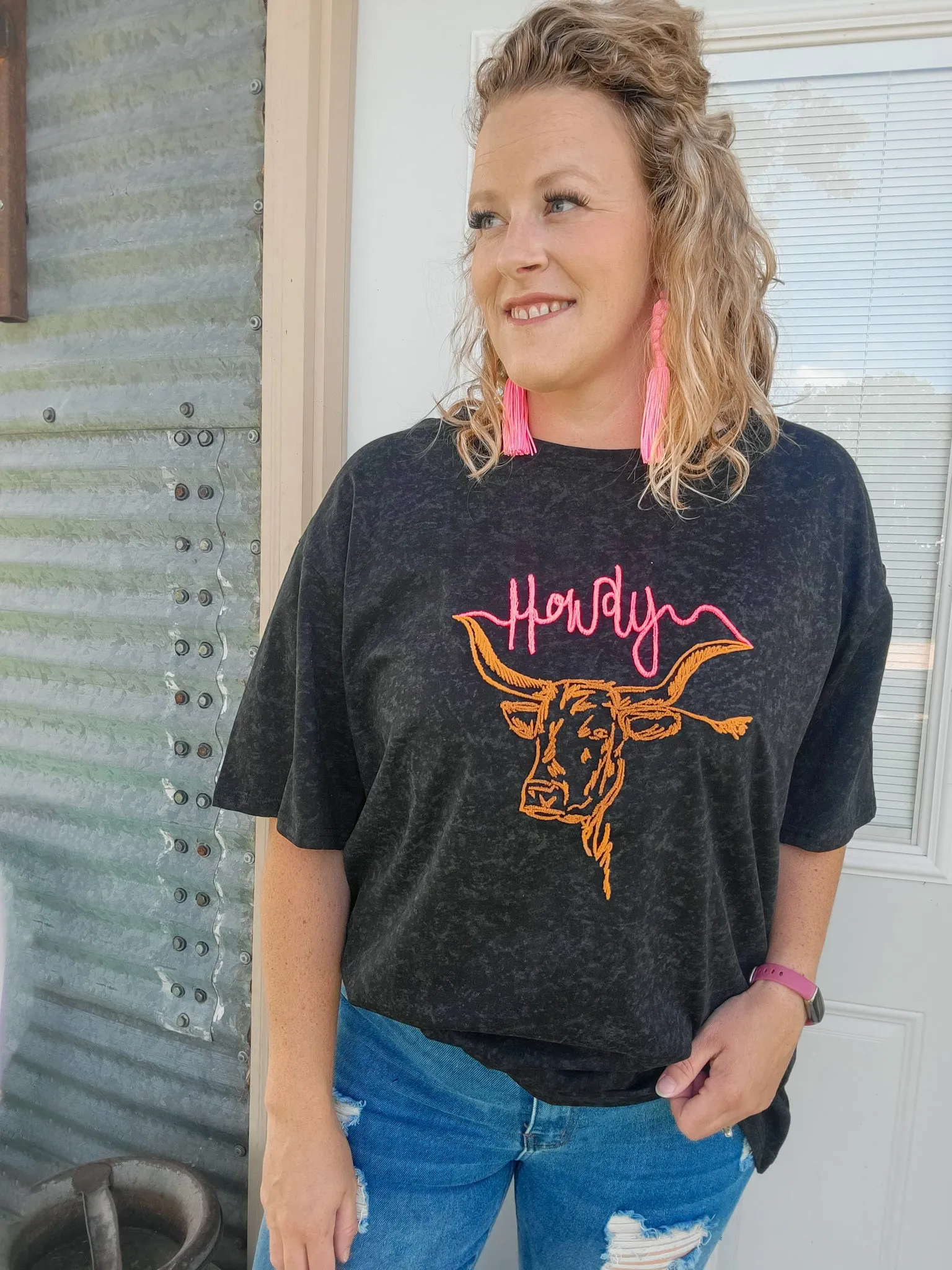 Howdy Hold Up Tee