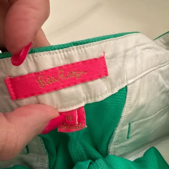 Lilly Pulitzer green buttercup shorts