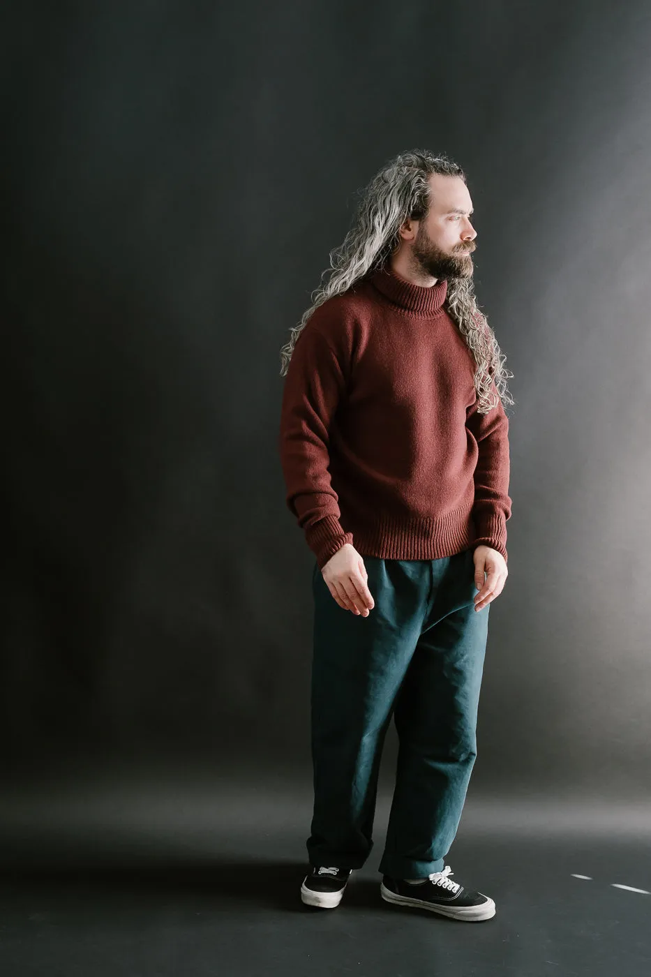 LOCT01.151 - Merino Wool Cashmere Blend Turtle Neck Pullover Relaxed Fit - Dark Brown
