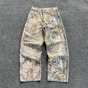 Low-Waist Wide-Leg Camo Baggy Jeans