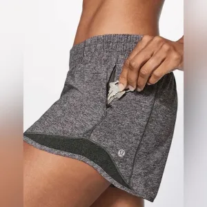 Lululemon Hotty Hot Short Il * Long 4” Heather Lux Multi Black size 2 Tall