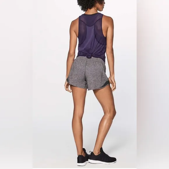 Lululemon Hotty Hot Short Il * Long 4” Heather Lux Multi Black size 2 Tall