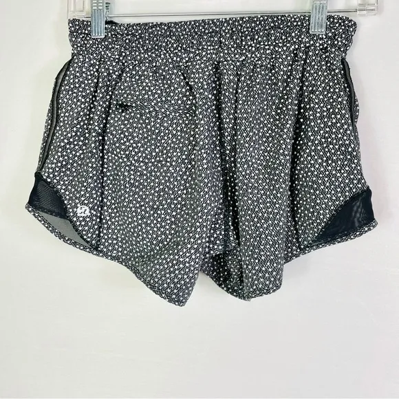 Lululemon Hotty Hot Short (Reflective) (2 1/2&quot;)