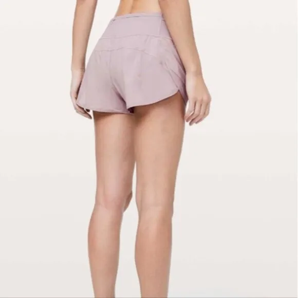 Lululemon Mesh Over Miles Short *3&quot; Powdered Mauve