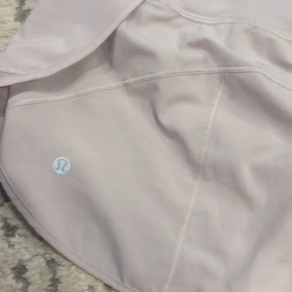 Lululemon Mesh Over Miles Short *3&quot; Powdered Mauve