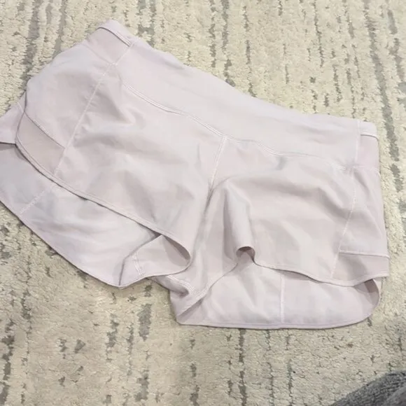 Lululemon Mesh Over Miles Short *3&quot; Powdered Mauve