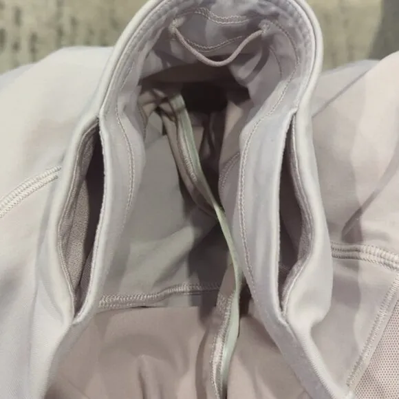 Lululemon Mesh Over Miles Short *3&quot; Powdered Mauve