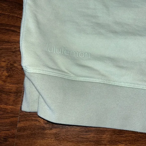 Lululemon Perfectly Oversized Crew Delicate Mint Size 8