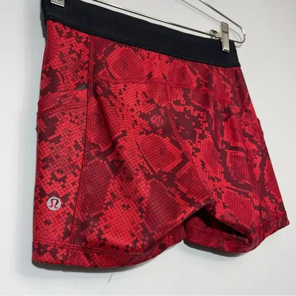 Lululemon What The Sport Short Mini Ziggy Snake Red Tide Cranberry 4 Run Gym