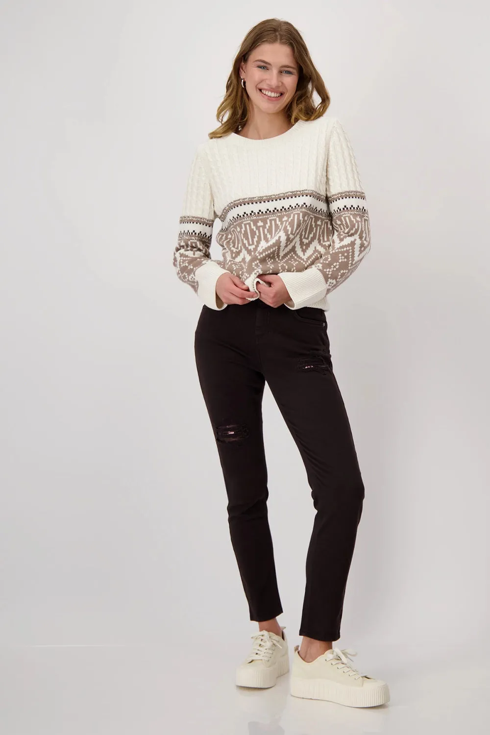 Monari Destroyed Jeans with Sequins 808301