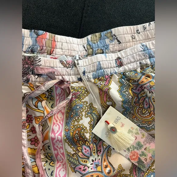 NEW Johnny Was Logan Remy Shorts- Size XL