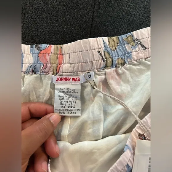 NEW Johnny Was Logan Remy Shorts- Size XL