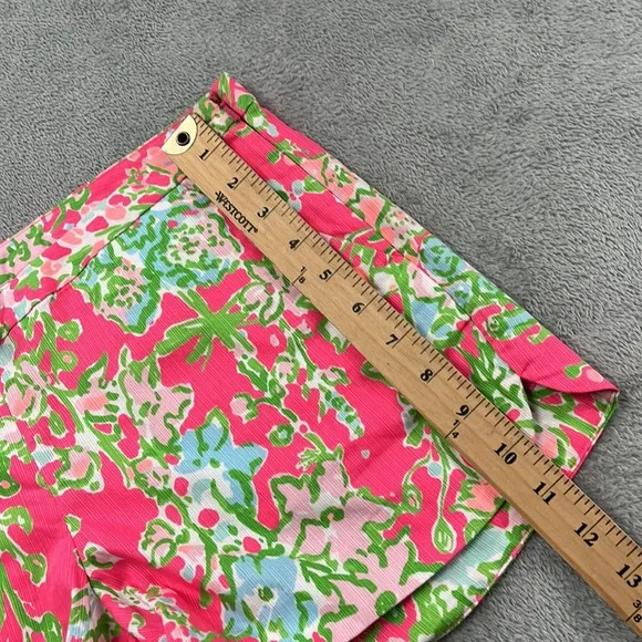 NEW Lilly Pulitzer 4 100% Cotton Pink Floral Women's Shorts