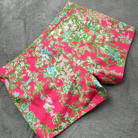 NEW Lilly Pulitzer 4 100% Cotton Pink Floral Women's Shorts