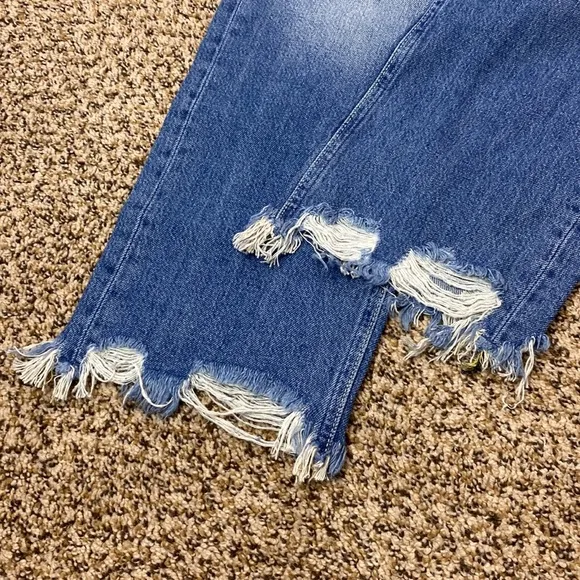 NWT FP We the Free Maggie Mid-rise Straight leg Jeans