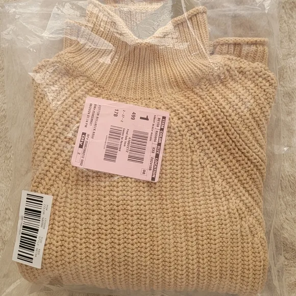 NWT J. Crew Relaxed Rollneck sweater, XXS