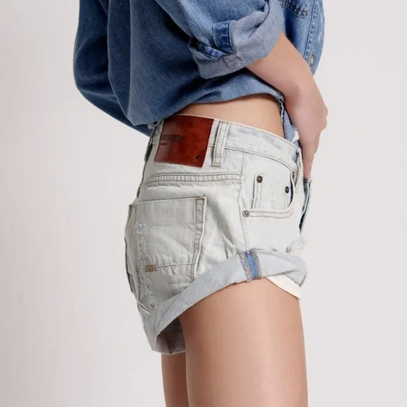 NWT One Teaspoon Bandit Jean Shorts In Size 31