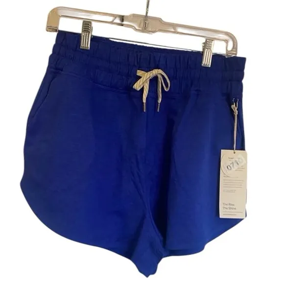 NWT Vuori halo performance shorts COPENHAGEN HEATHER Size L