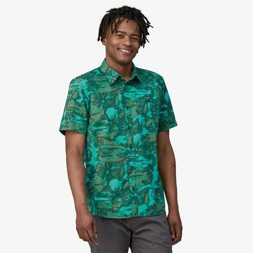 Patagonia Go-To Shirt Cliffs and Waves: Conifer Green