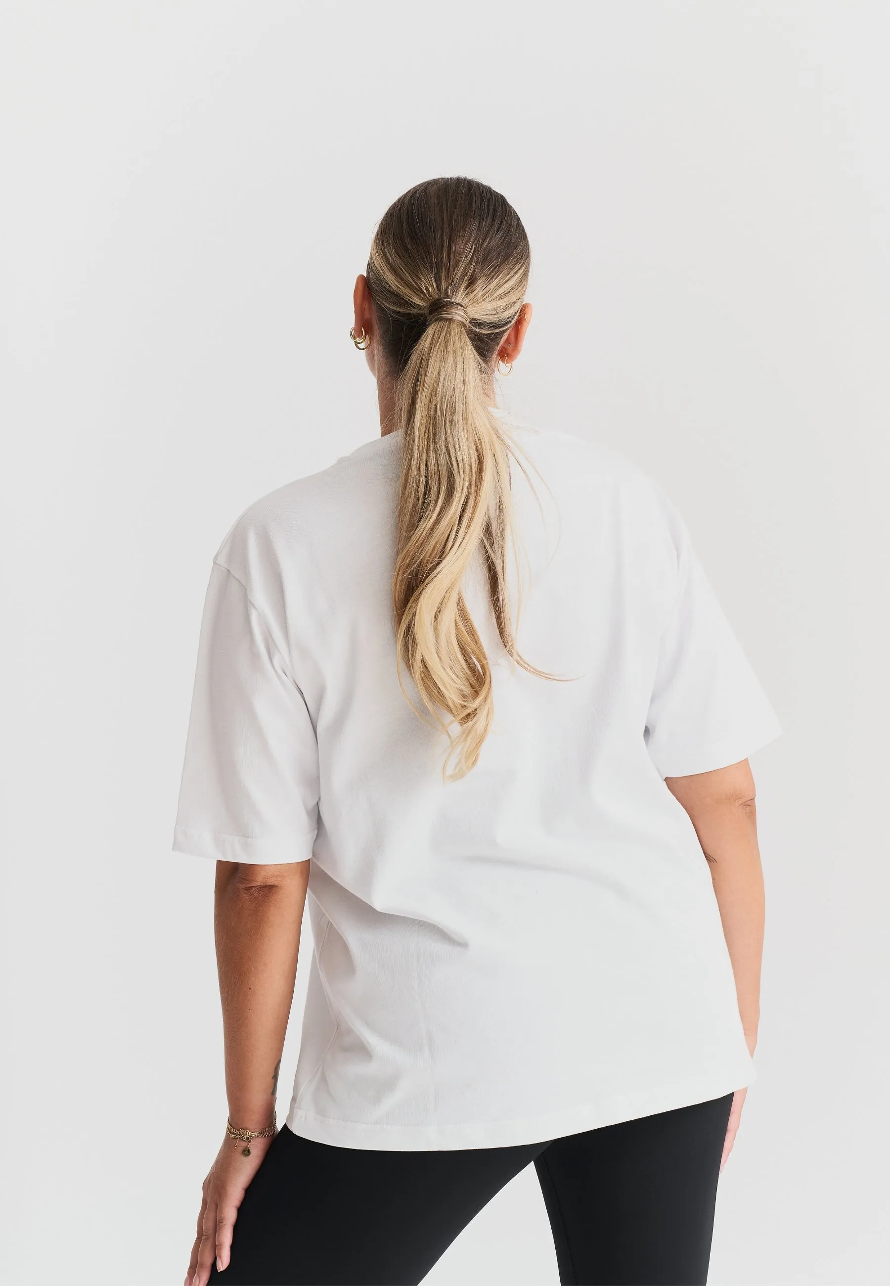 Sisterly Tribe Oversized T-shirt - White/Black