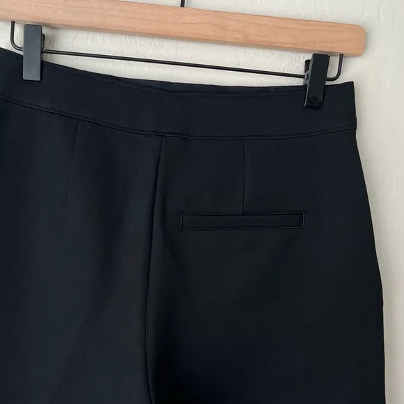 Spanx the perfect A Line shorts black medium NWT