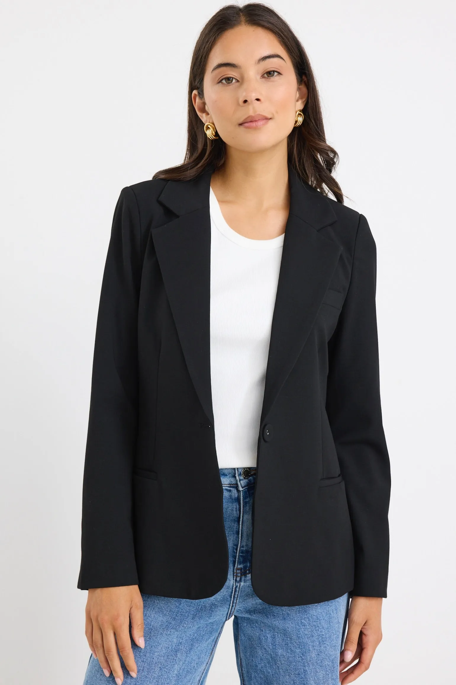 Suave Black Fitted Short Blazer