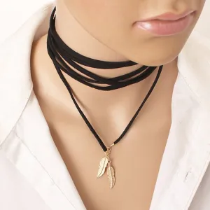 Suede Choker x Feather