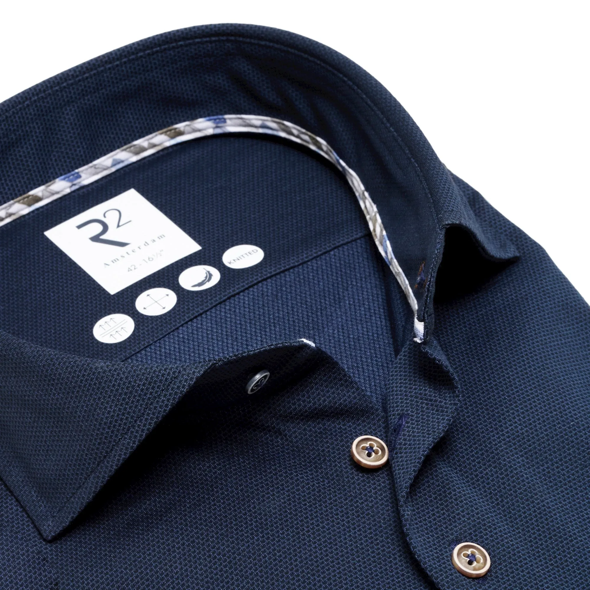 Technical knitted shirt