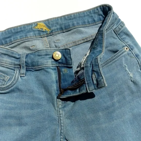 Tommy Bahama Slim Boyfriend Mid Rise Distressed Light Wash Jeans Blue Size 26