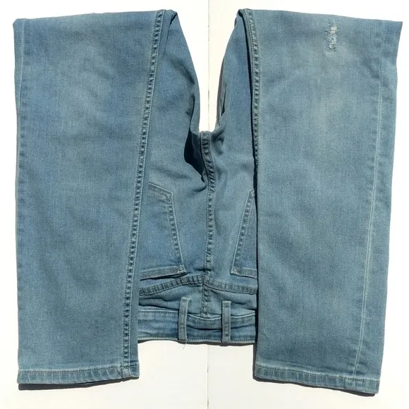 Tommy Bahama Slim Boyfriend Mid Rise Distressed Light Wash Jeans Blue Size 26