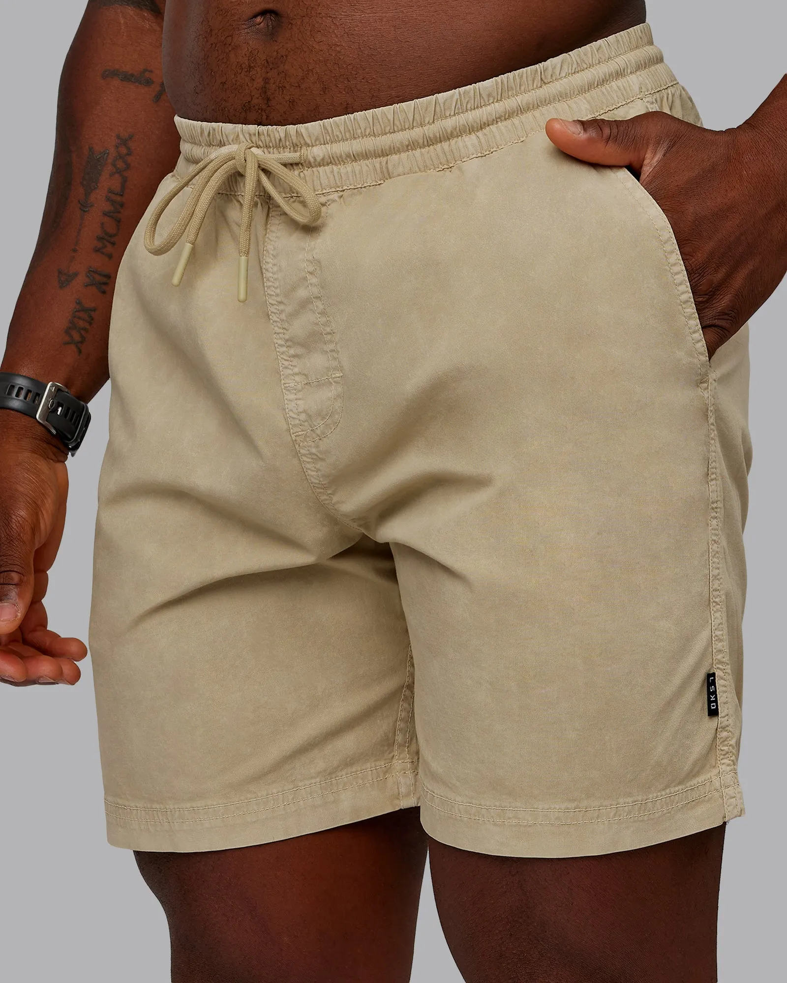 Washed Daily 7" Shorts - Pale Khaki