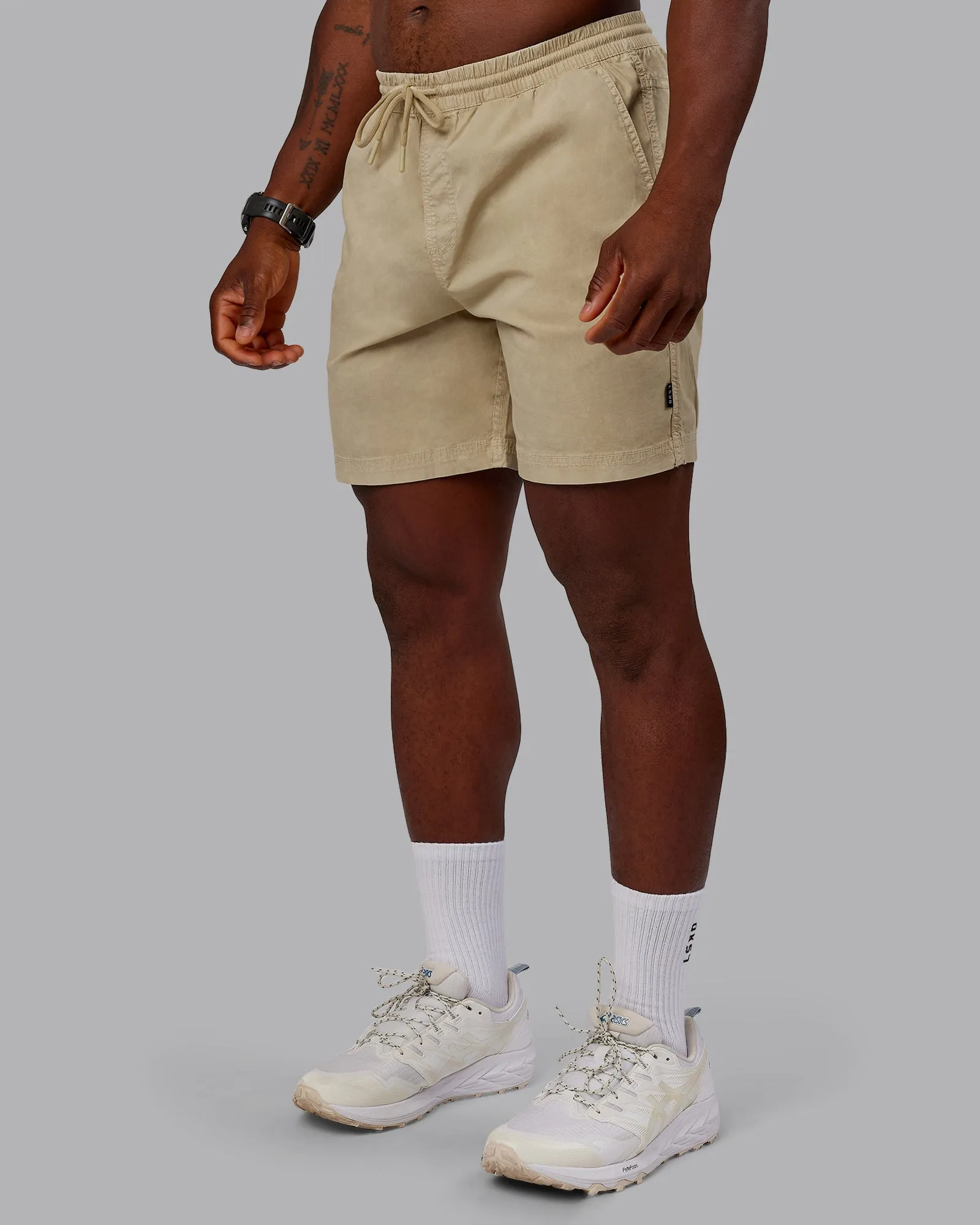 Washed Daily 7" Shorts - Pale Khaki
