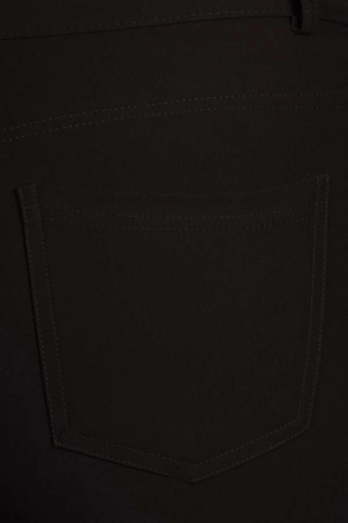 Women's Plus Size Casual Stretch Comfy Pockets Solid Bermuda Shorts Pants