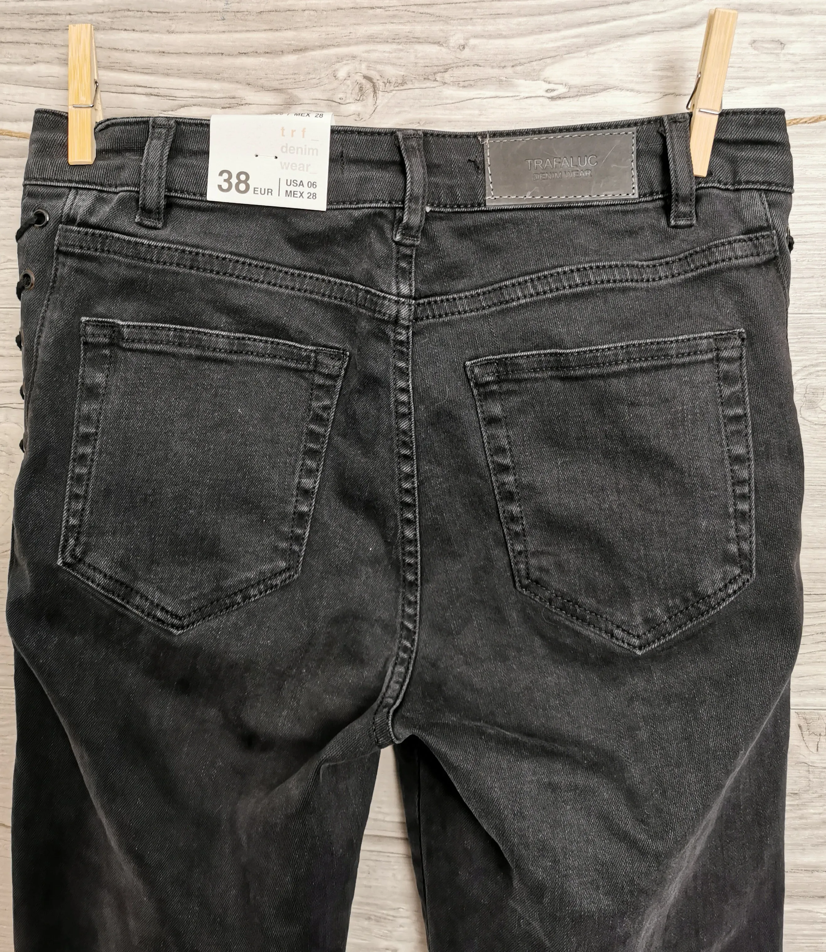 WOMENS SIZE 6 or TEEN GIRL - ZARA Trafaluc, Black Skinny Jeans NWT B5